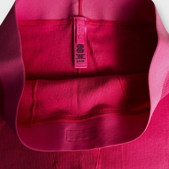 SKIMS Limited Edition Hot Pink Ribbed Tank & Boxer Set - Picture 10 of 10